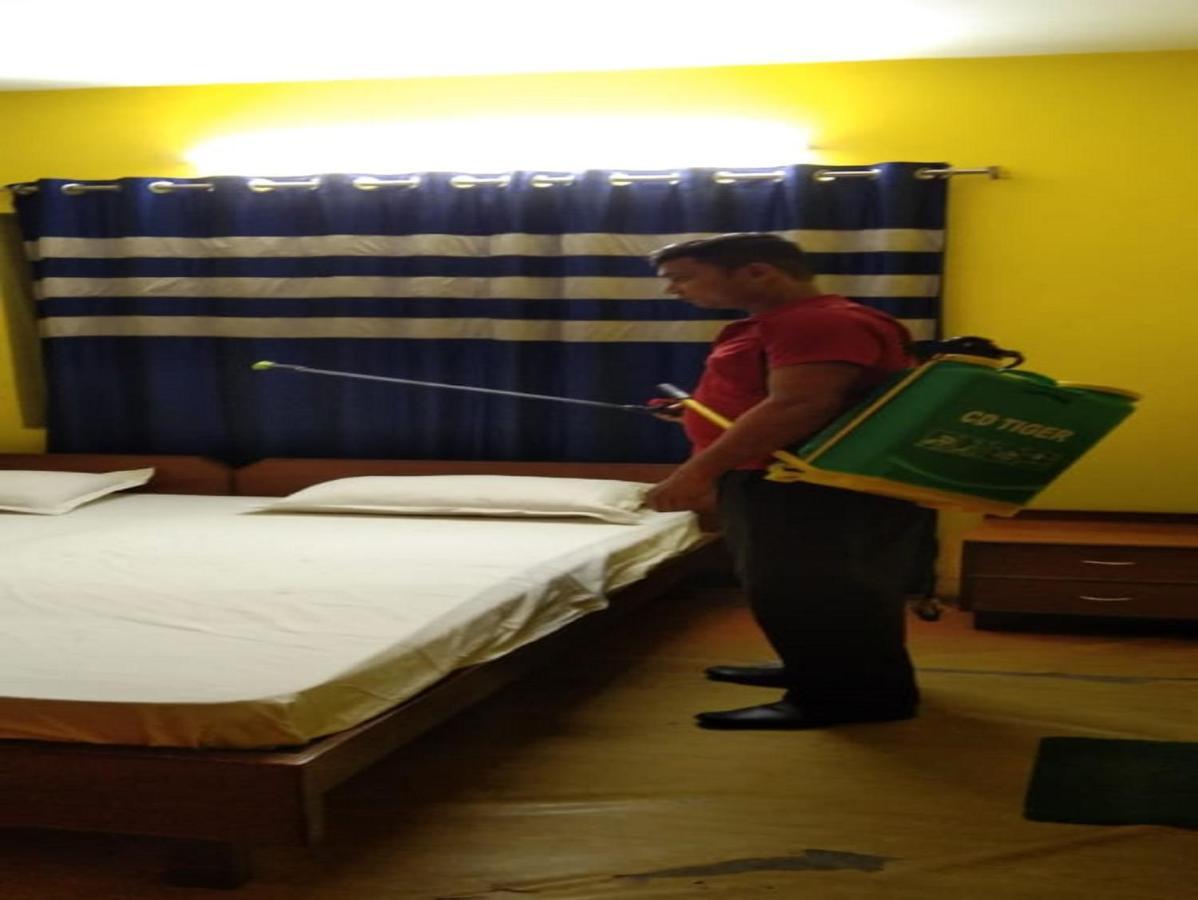 Hotel Relax Kalkutta Kültér fotó