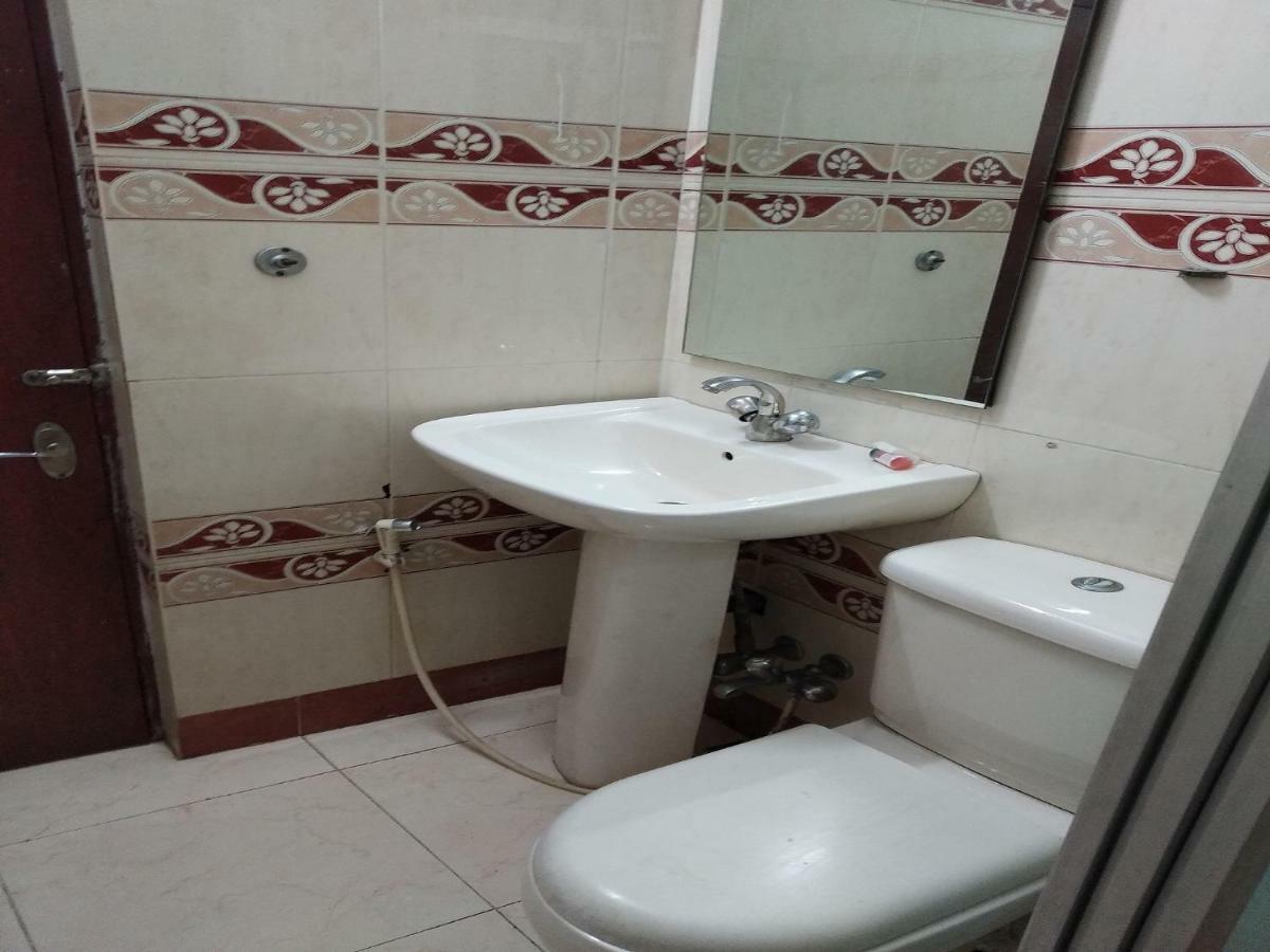 Hotel Relax Kalkutta Kültér fotó