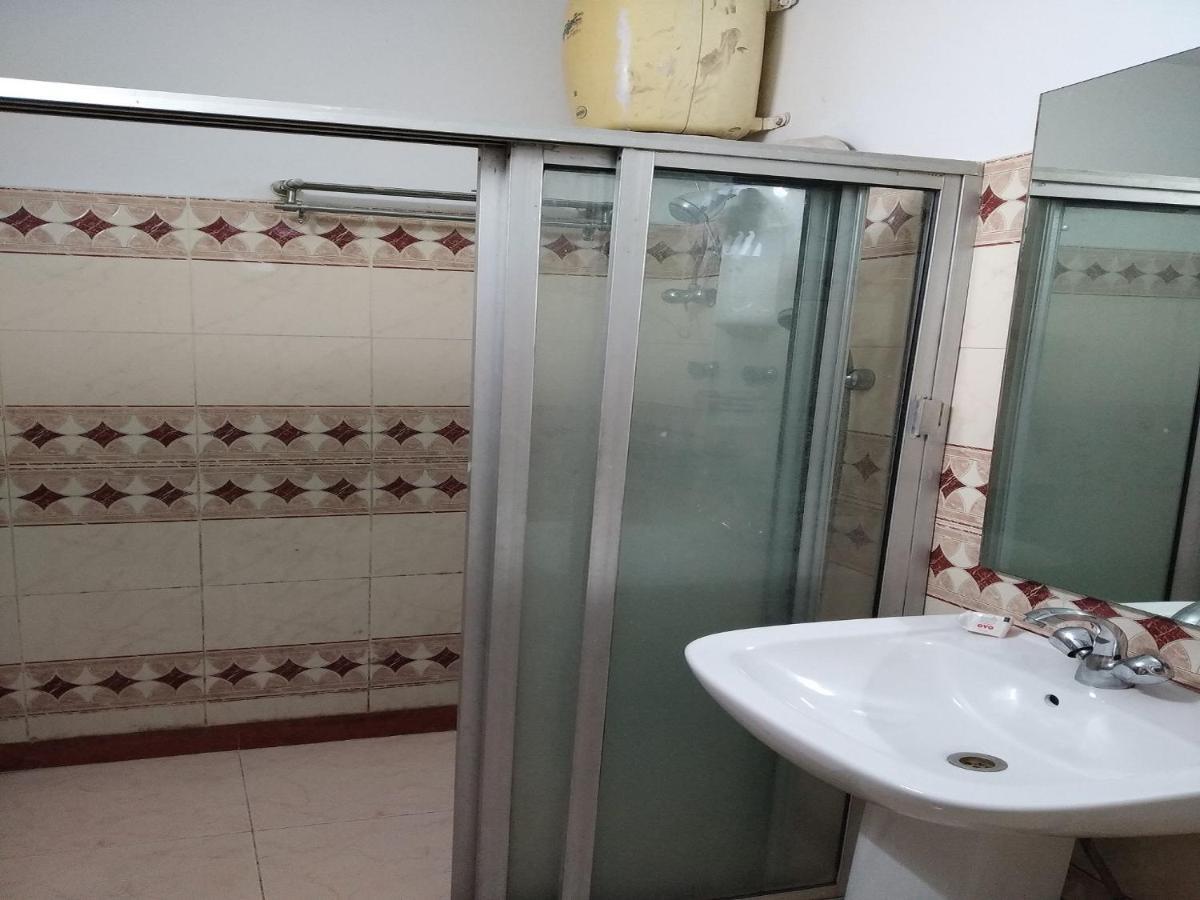 Hotel Relax Kalkutta Kültér fotó